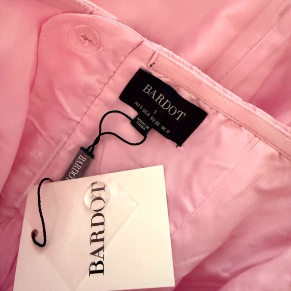 Bardot Pink Ruffled - Picture 3 of 3